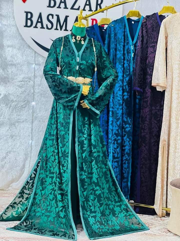 قفطان قطيفة الهوا